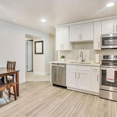 New Furnished 2Bd Apt! Great For Long Stays Vineyard エクステリア 写真